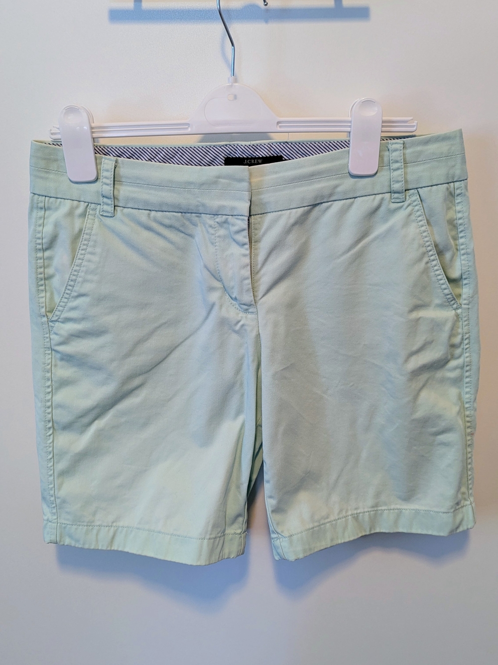 J. Crew Mint Green Bermuda Chino Shorts | Size 6